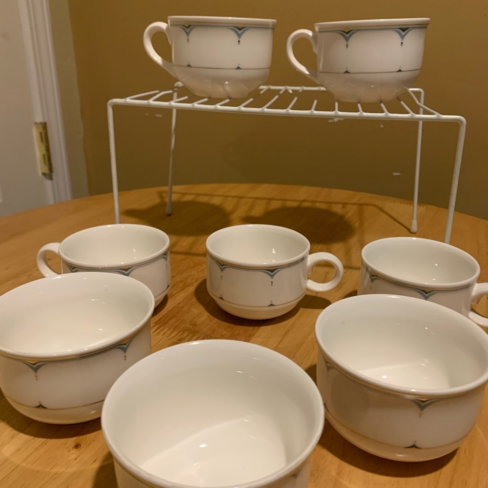 Lot Of 8 Villeroy & Boch Structura Luxembourg Teacups